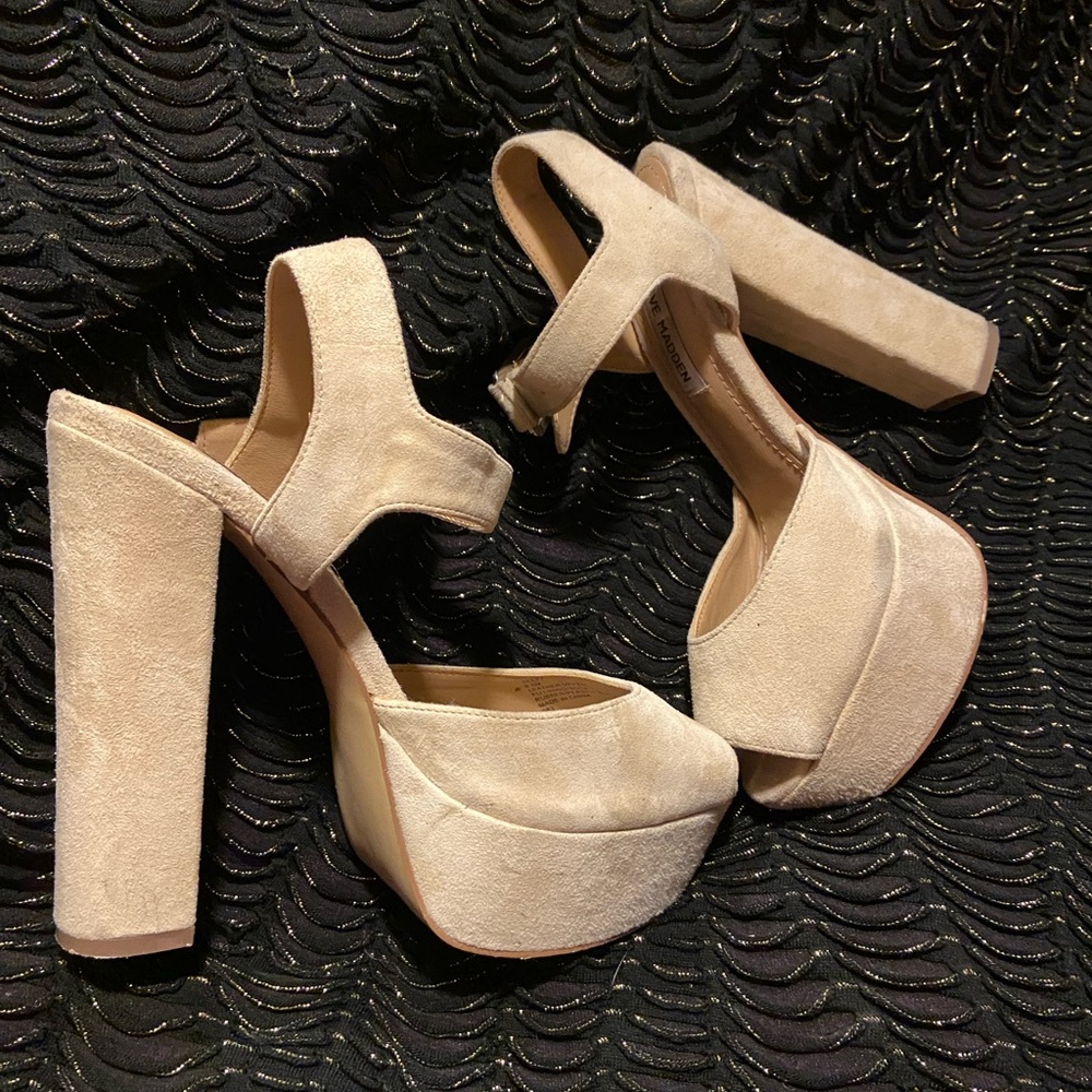 Steve Madden Jilly suede platform heels